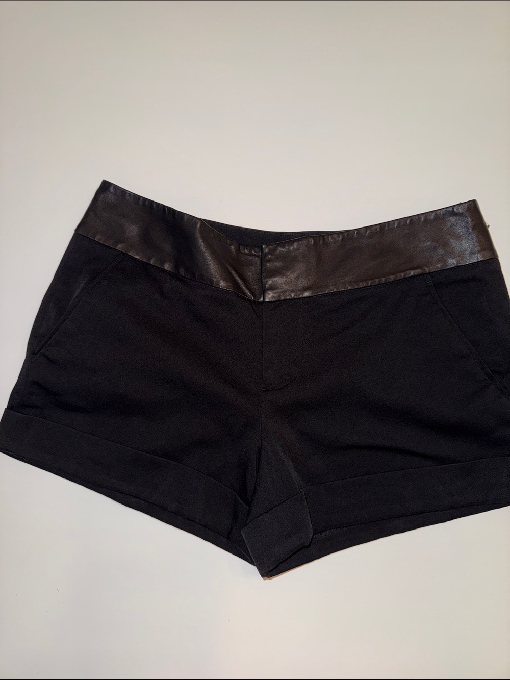 Alice + Olivia Black Shorts with lambskin leather Waistband